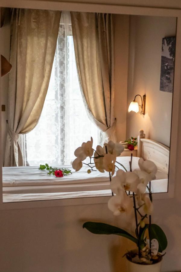Agriturismo La Zangola Tremosine ภายนอก รูปภาพ
