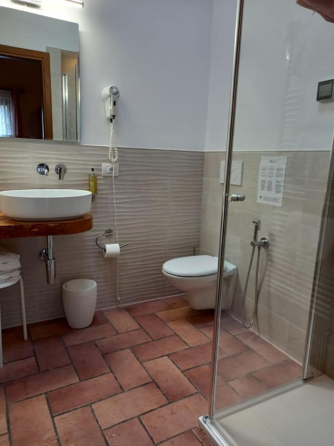Agriturismo La Zangola Tremosine ภายนอก รูปภาพ